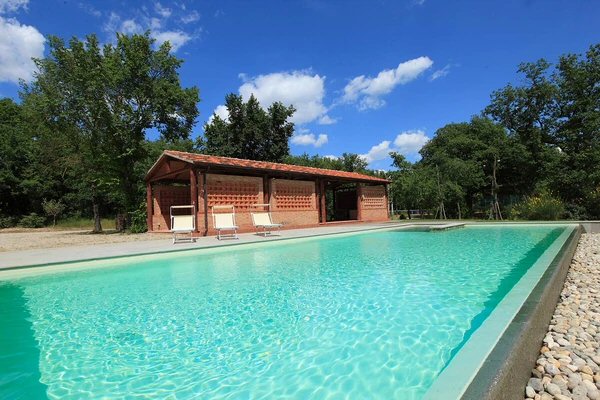 Estate and facilities 4